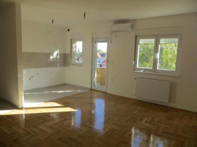 Pozarevac, STAN br.7, 2.spr, 64m2