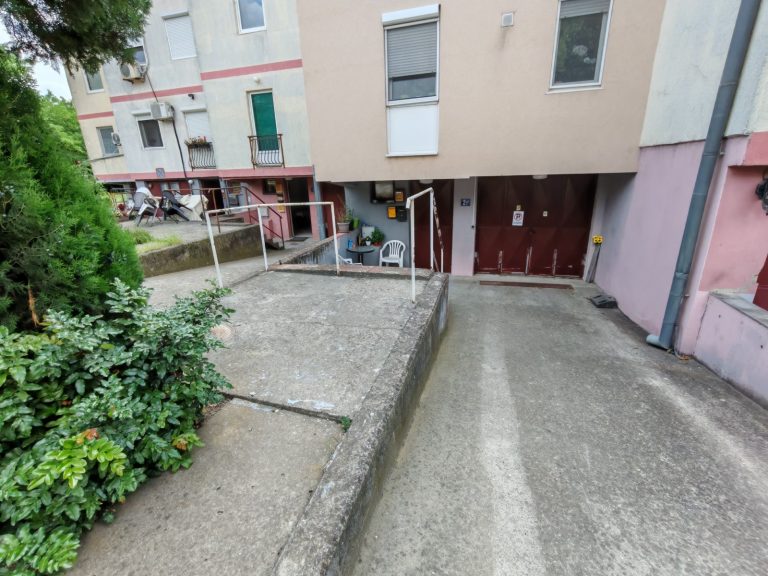 STAN Požarevac Rasadnik 30m2, 2.sp, 17.000 evra