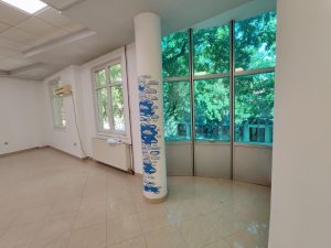 Lokal, strogi centar, 37 m2 , 1.sprat
