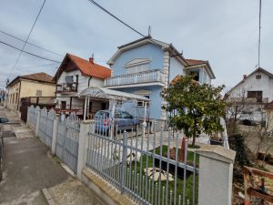 254 m2+ 20 m2, 3,54 m2, kostolacki put 160.000