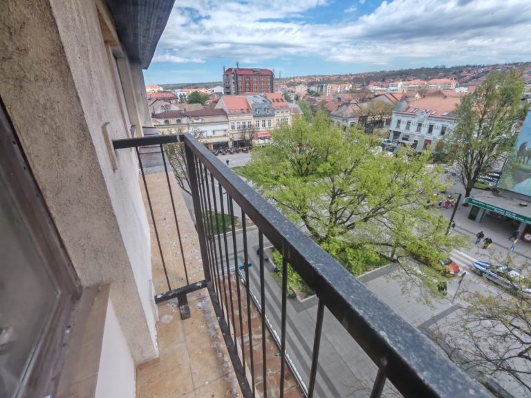Pozarevac stan 60 m2, 5.spr, CG Tabačnica 78.000