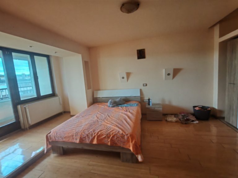 Pozarevac stan 60 m2, 5.spr, CG Tabačnica 78.000