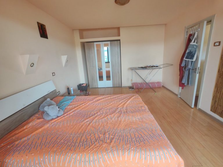 Pozarevac stan 60 m2, 5.spr, CG Tabačnica 78.000