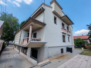 Pozarevac kuca Busije 300 m2