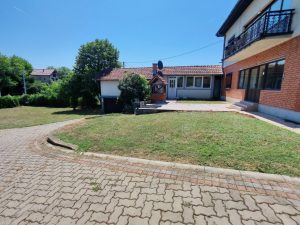 POZAREVAC KUCA PETROVACKI PUT 372 M2