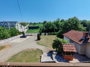 POZAREVAC KUCA PETROVACKI PUT 372 M2
