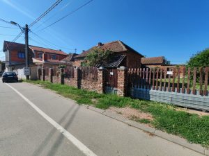Pozarevac kuca siri centar , 131m2, pom. zgr. 43m2, plac 4,86a