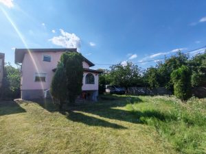 Pozarevac kuca ,Beogradski put, 112m2 i pom.zgr 19m2, plac 6,82a