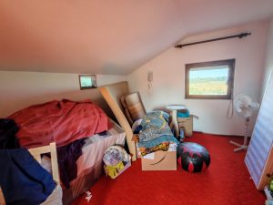 Pozarevac kuca ,Beogradski put, 112m2 i pom.zgr 19m2, plac 6,82a