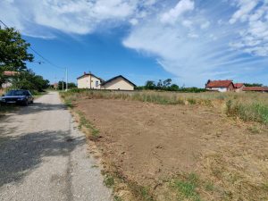 LUCICA PLAC 28,95 a, pogodno za izgradnju 30.000