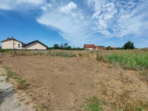 LUCICA PLAC 28,95 a, pogodno za izgradnju 30.000